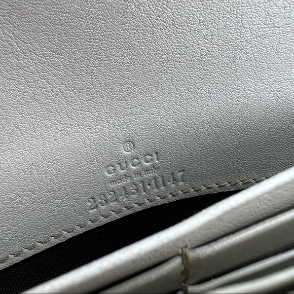 Gucci Beige and Gold Chain Wallet Automatic Gucci - Picture 10 of 14